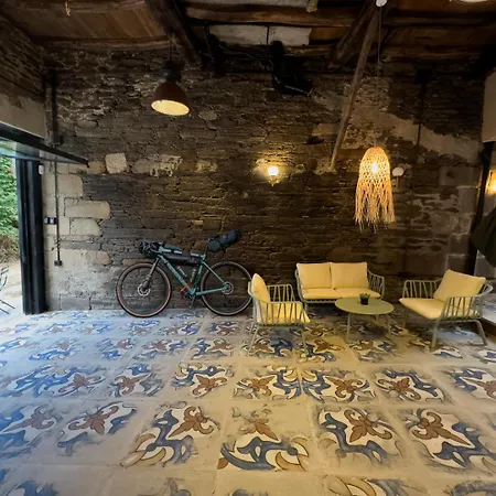 Go Compostela 4 Pax *